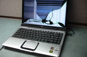 Cum sa inlocuiti ecranul unui laptop?